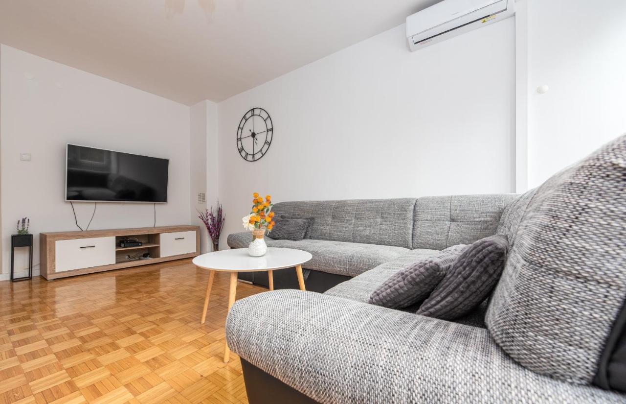Apartment 12 O'Clock Ζαντάρ Εξωτερικό φωτογραφία